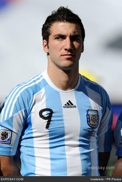 gonzalo-higuain-argentina-2010-soccer-2010-nANyfC.jpg