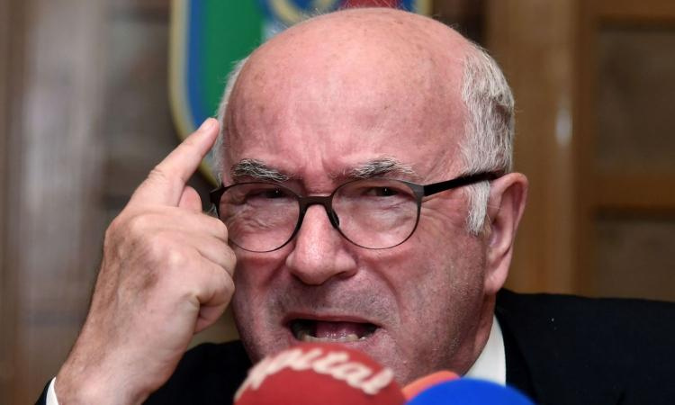 tavecchio.infuriato.italia.20187.750x450