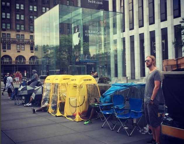 applestore5thave-800x626-630x493.jpg