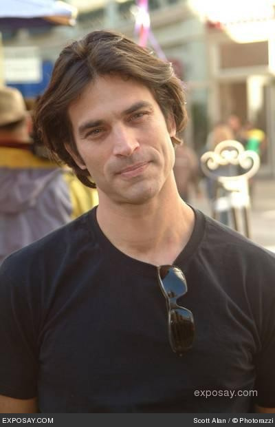 johnathon-schaech-08.jpg