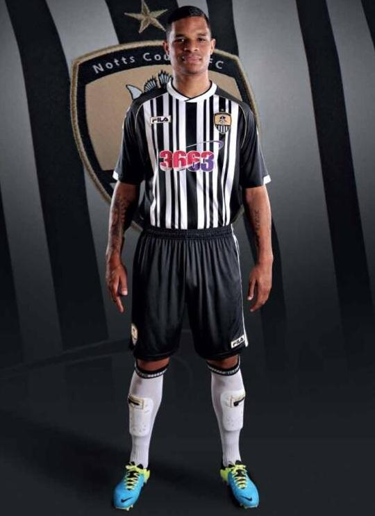 Notts-County-New-Home-Kit-2014.jpg