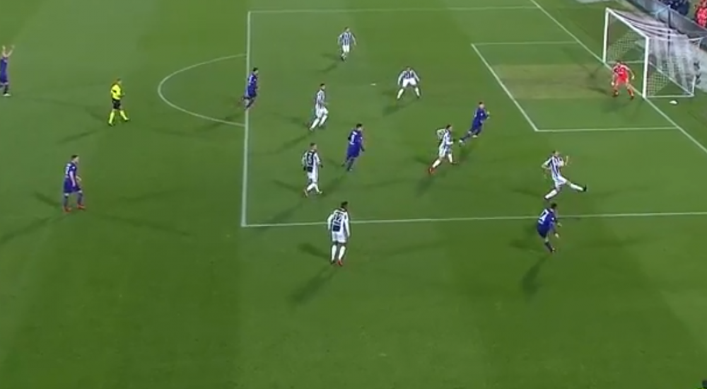 Fallo-di-mano-Chiellini-18esimo-2.png