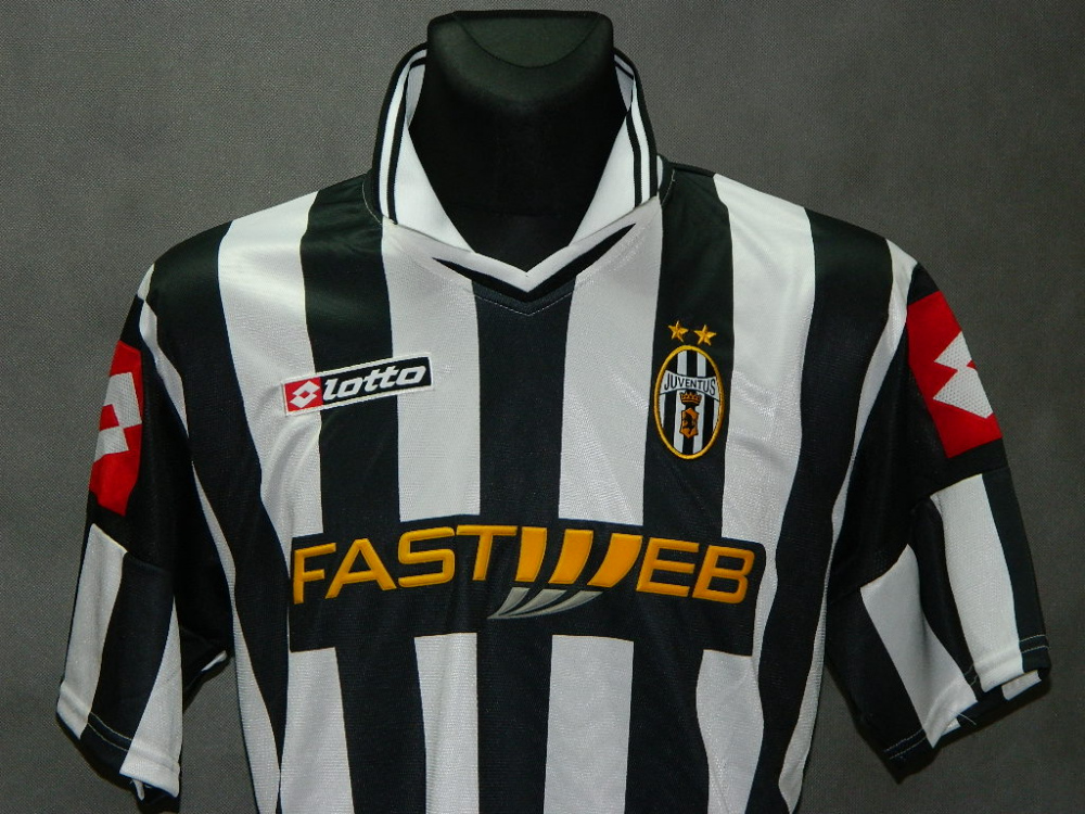extra_football_shirt_13347_1.jpg