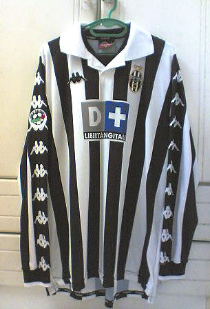 juventus-home-football-shirt-1999-2000-s_3046_1.jpg