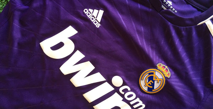 2010-2011-purple-real-madrid-kit.jpg