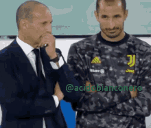 Acidobianconero Nonèsquadra GIF - Acidobianconero Nonèsquadra Chiellini GIFs