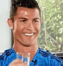 cristiano-ronaldo-drink.gif