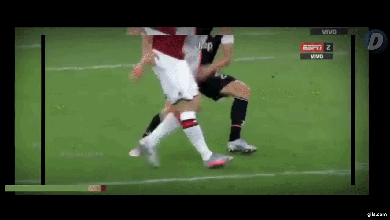 E8MRGv.gif