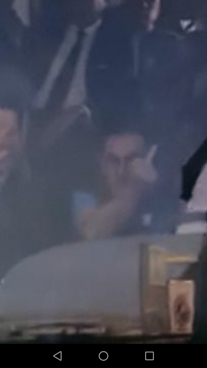 Sarri.dito.medio.Juve.Napoli.png