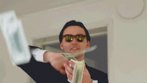 Risultati immagini per money gif