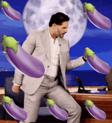 eggplant-dance.gif