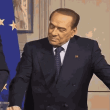 silvio-berlusconi-italian-politician.gif