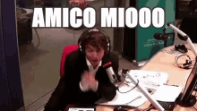 tenor.gif