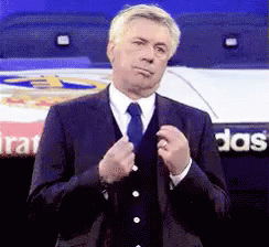 Ancelotti GIF - Carlo Ancelotti Allenatore Ma Che Fai ...