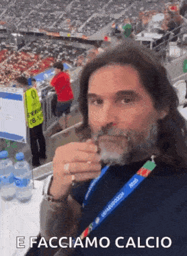 adani-facciamo-calcio.gif