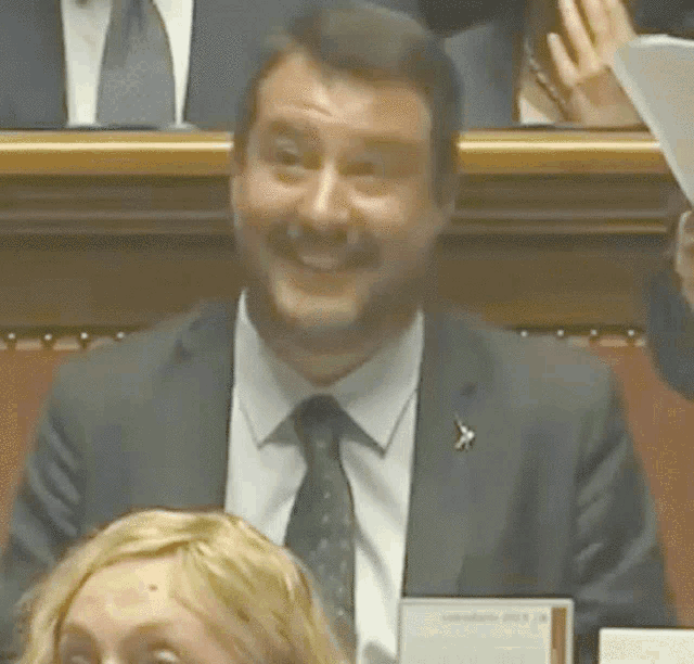 salvini-ensomma.gif