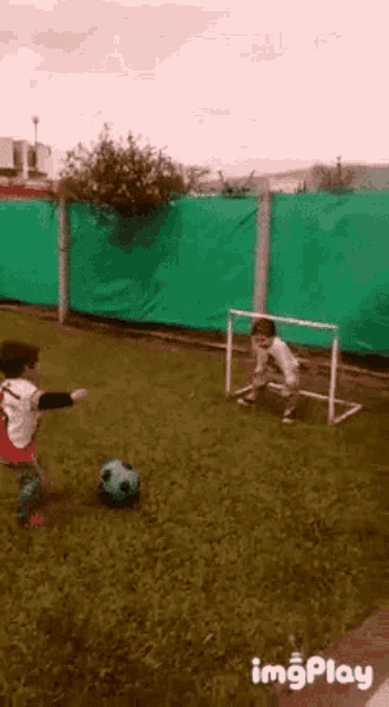 goal-keeper-jump.gif