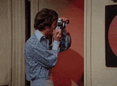 jespie-jolly-columbo.gif
