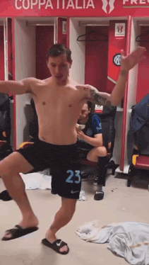 spogliatoio-dance.gif