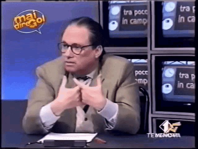 tette-fuori-tette.gif