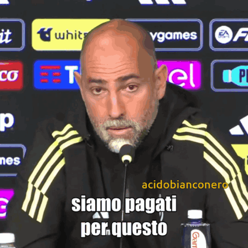 pagati-per-questo.gif