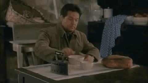 the-country-boy-renato-pozzetto.gif