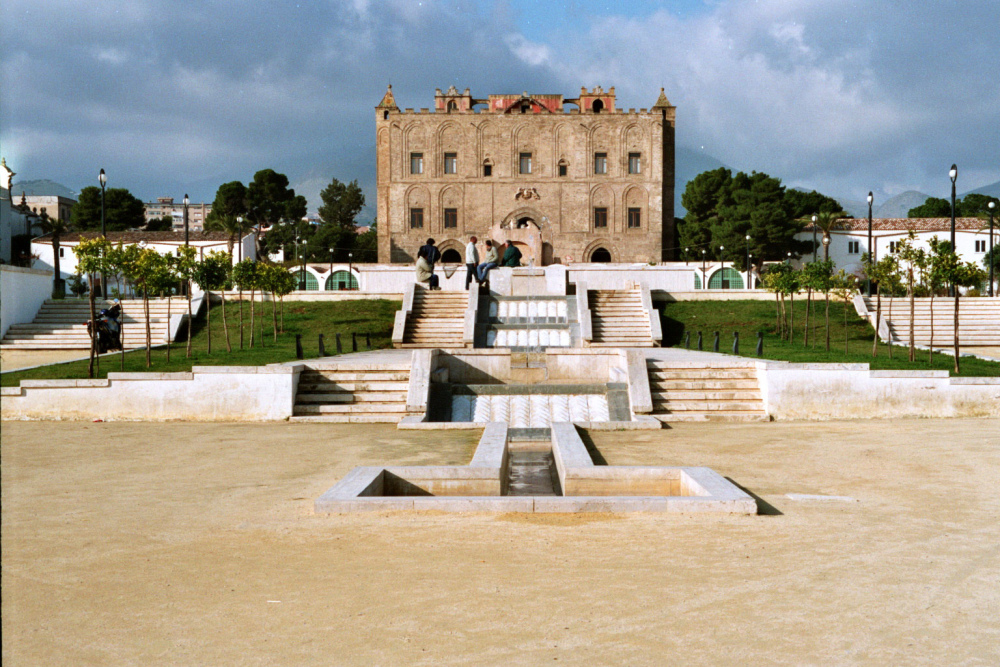 Palermo-Zisa-bjs2007-01.jpg