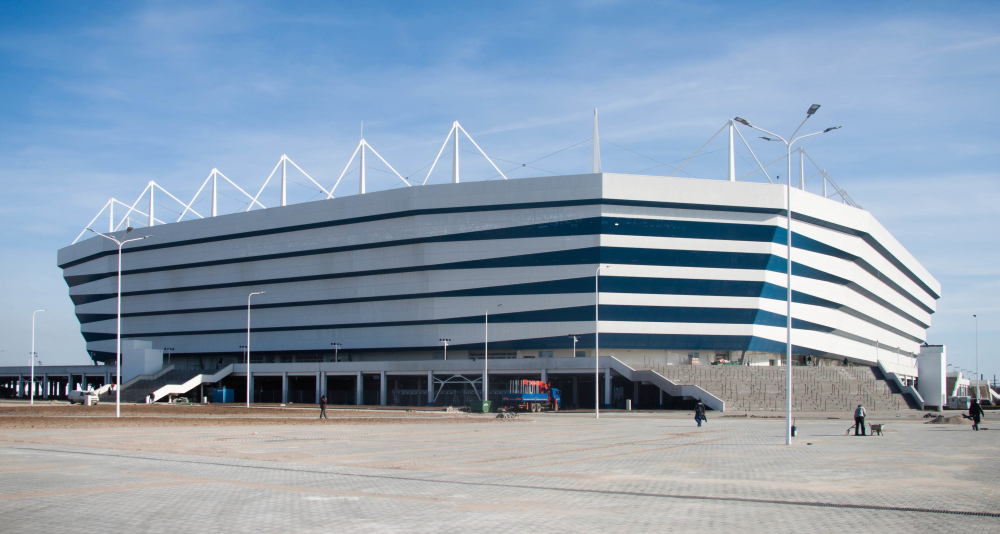 Kaliningrad_stadium_-_2018-04-07.jpg