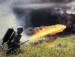 260px-German_soldier_with_flamethrower_c