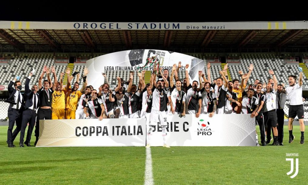 juve-B-coppa-e1593327756292.jpg