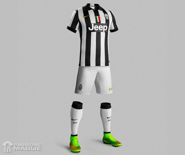Divisa Juventus home 2014-2015