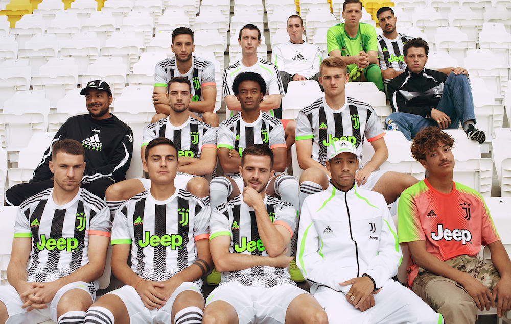JUVE_LOOKBOOK-e1573216040160.jpg
