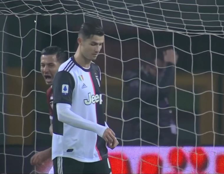 Cristiano Ronaldo can't believe pathetic dive from Torino's Armando Izzo  during Juventus win in Turin derby – The Sun | The Sun