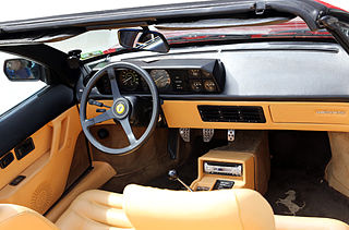 320px-Dashboard_of_Ferrari_Mondial_3.2_Cabriolet.jpg