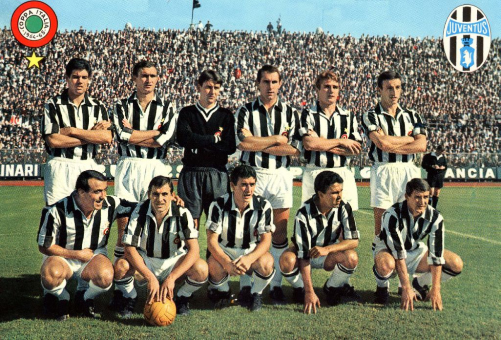 Juventus_Football_Club_1965-1966.jpg