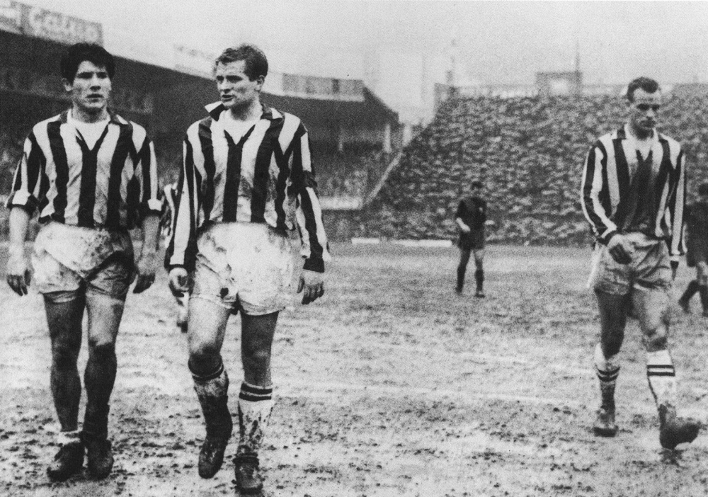 Juventus%2C_Trio_Magico%2C_1957-58.jpg