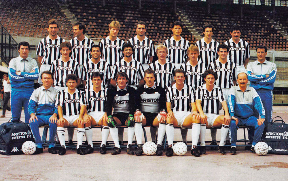 Juventus_Football_Club_1988-1989.jpg