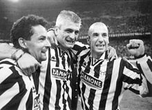 220px-Juventus_FC_1994-95_-_Roby_Baggio%2C_Ravanelli%2C_Vialli.jpg