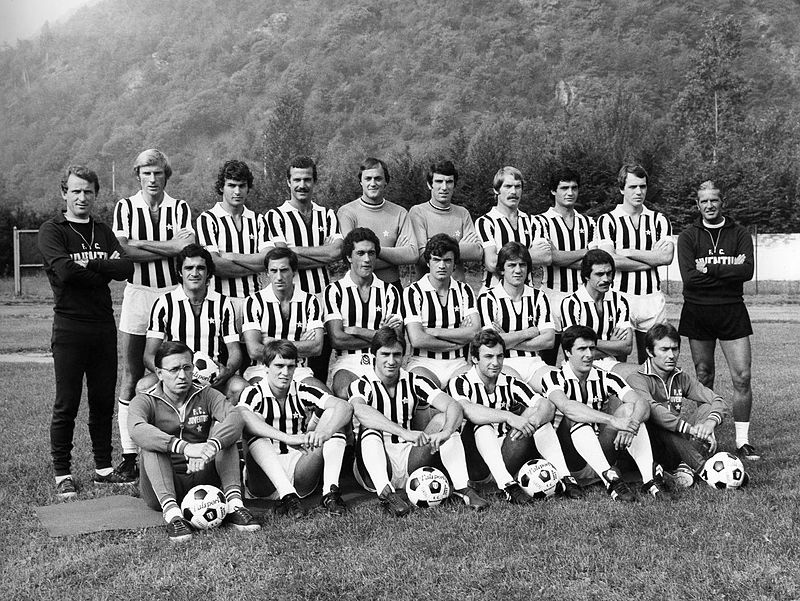 Juventus Football Club 1976-77.jpg