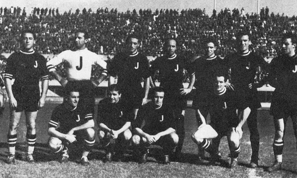 1024px-Juventus_1941-1942.jpg