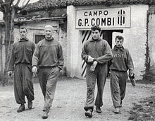 220px-Juventus_1957-58_-_Campo_Combi_-_Charles%2C_Bro%C4%87i%C4%87%2C_Mattrel_e_Stacchini.jpg