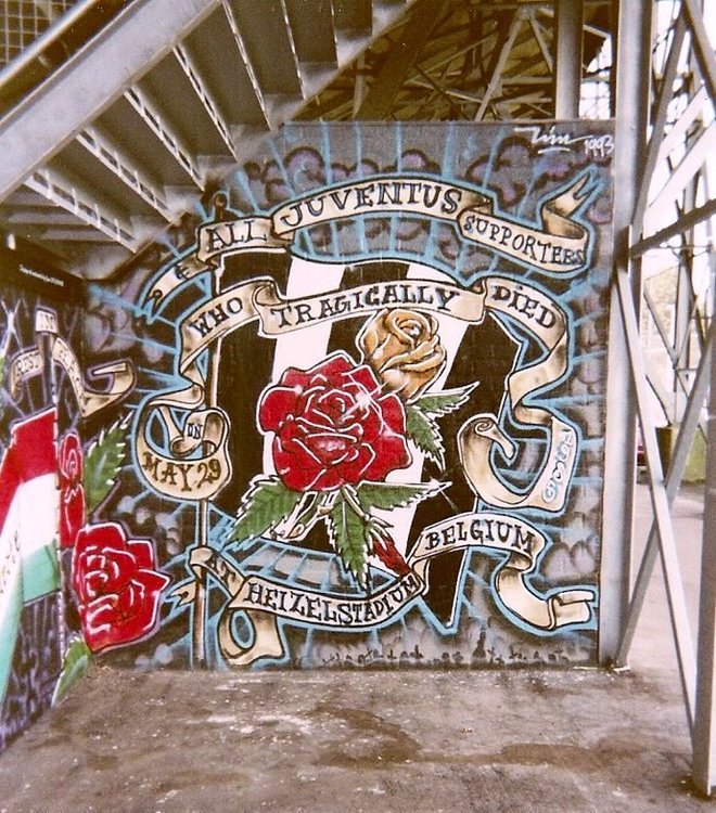 Murales_Zuiderpark_Stadium.jpg