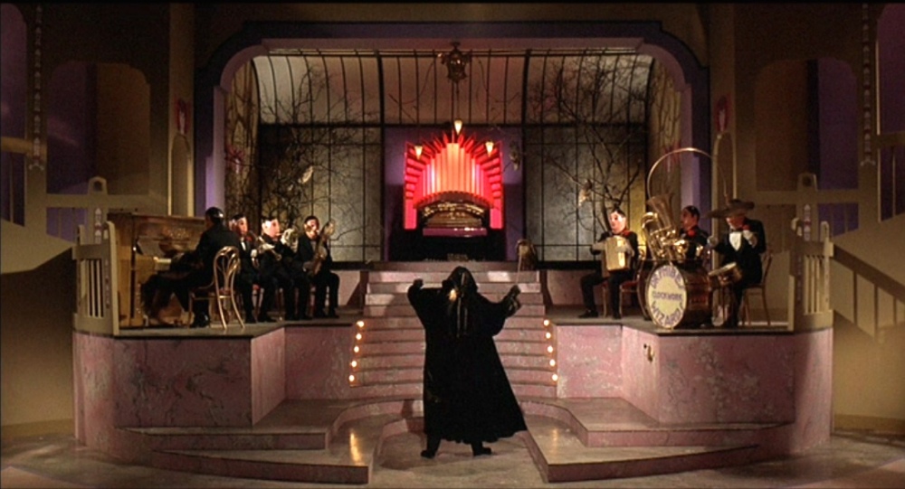 phibes1.jpg