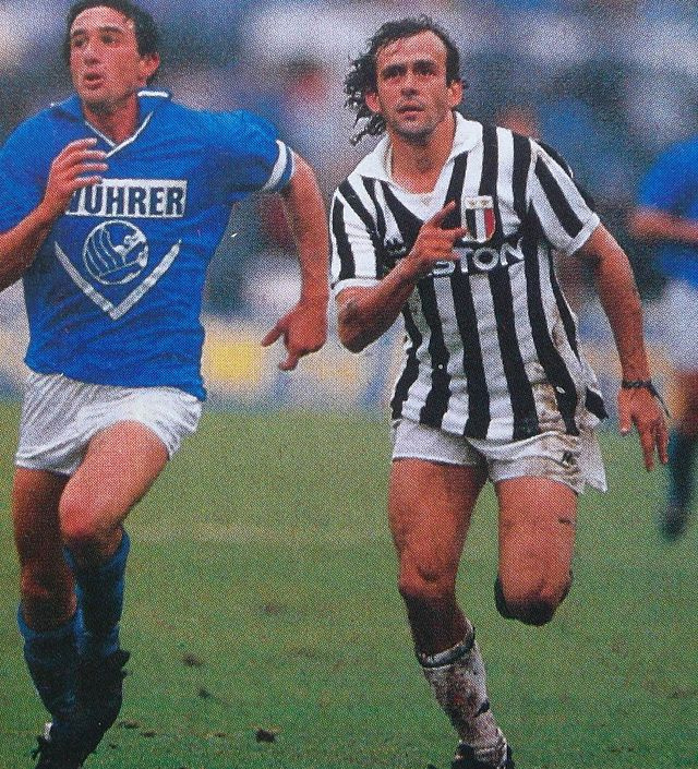 Serie_A_1986-87_-_Juventus_vs_Brescia_-_Stefano_Bonometti_e_Michel_Platini.jpg