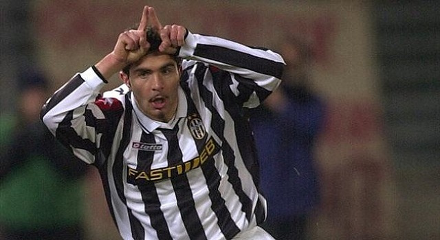 screen-maresca-corna.jpg.f7e92d7807c4ae8008065f4fd6e6ecf0.jpg